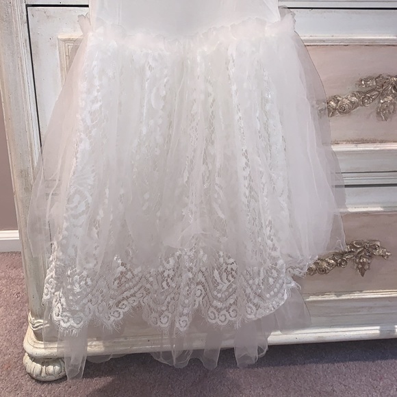 Gorgeous 💎 Ivory lace and tulle dress✨sz 130 - Picture 3 of 8